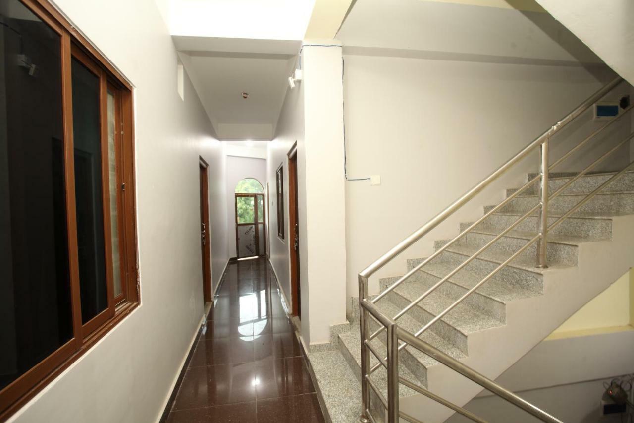 Spot On 503 Lisno Restaurant And Lodge Lumbini Exterior photo