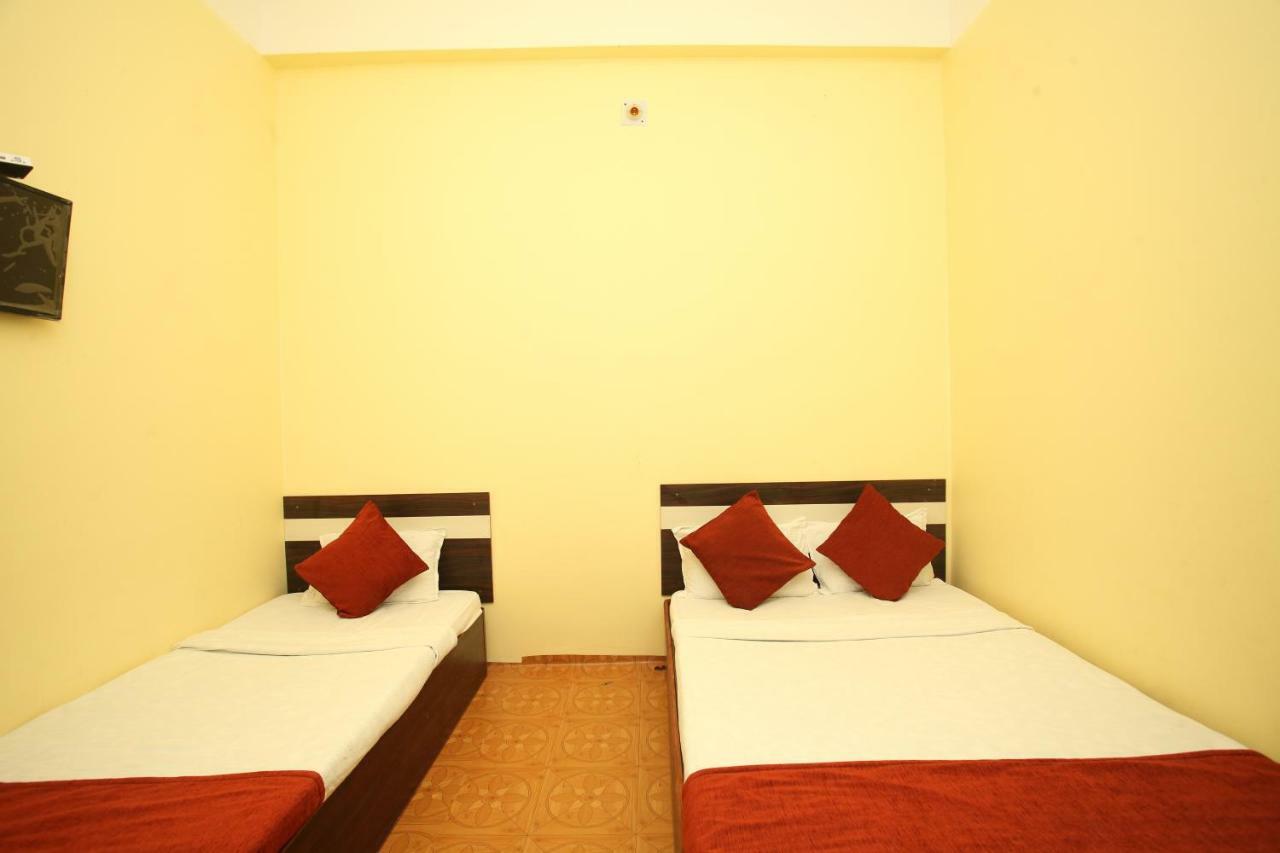 Spot On 503 Lisno Restaurant And Lodge Lumbini Exterior photo